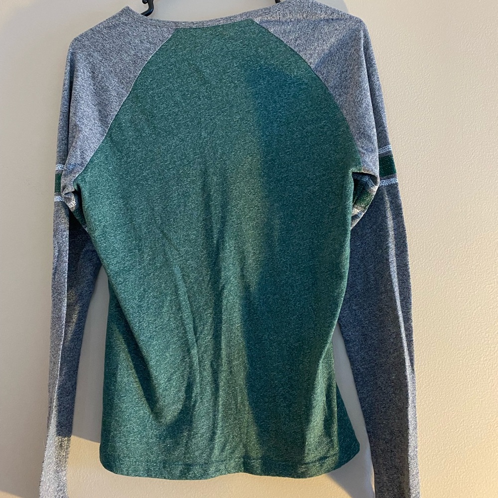 Woman’s Majestic New York JETS distressed jersey.  Sz Medium. EUC. 🏈🏈 - Picture 4 of 11